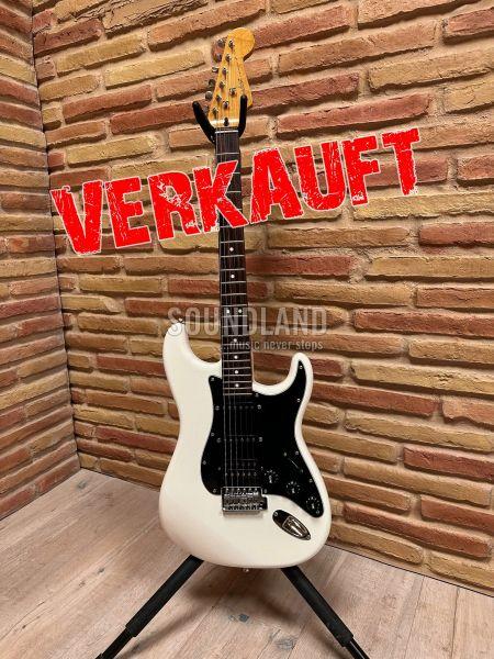 Fender Modern Player Stratocaster HSS RW OWT - Gebrauchtmarkt